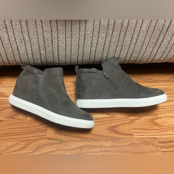 Madden Girl Shoes - Madden Girl Paramount wedge sneakers